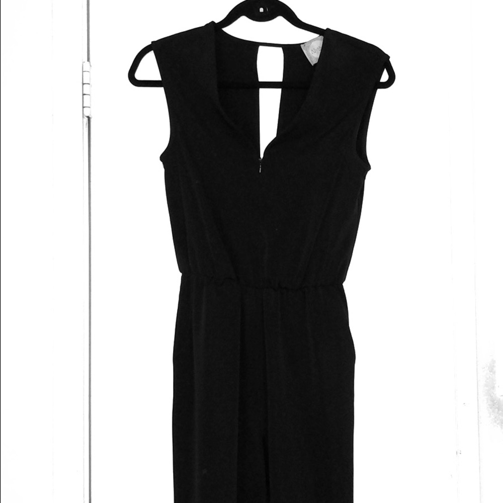 Jump suit